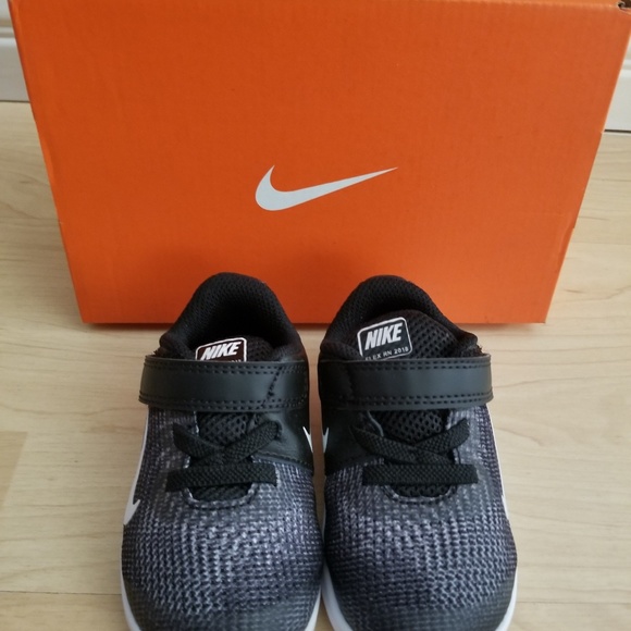 🆕️ Infant/Toddler Nike Shoes - Picture 2 of 5